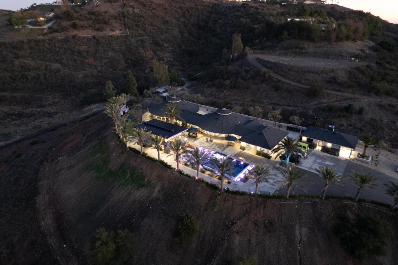 Iron Mansion Private Resort-Event Space 12000 Ft! Temecula Exterior foto